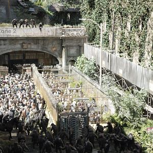 Fotoğraf Maymunlar Cehennemi: Şafak Vakti