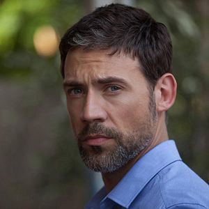 Fotoğraf Adam Rayner