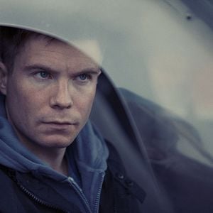 Fotoğraf Joe Dempsie