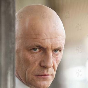 Fotoğraf James Faulkner