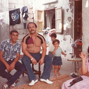 Fotoğraf Dünya Bizim Değil