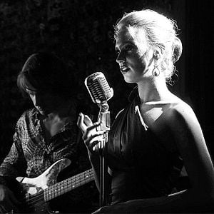 Fotoğraf Unutursam Fısılda