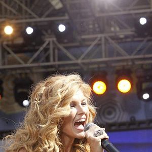 Fotoğraf Connie Britton