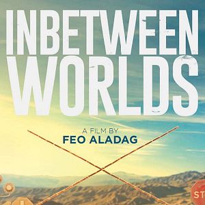 Fotoğraf İki Dünya Arasında