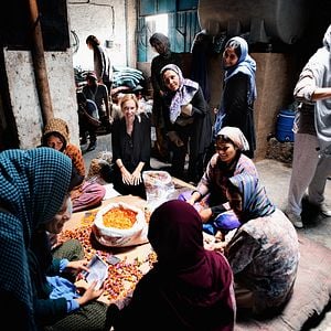 Fotoğraf İki Dünya Arasında