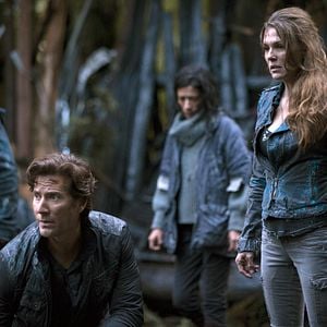 Fotoğraf The 100