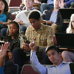 Fotoğraf Alfred Enoch