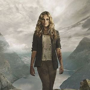 Fotoğraf The 100
