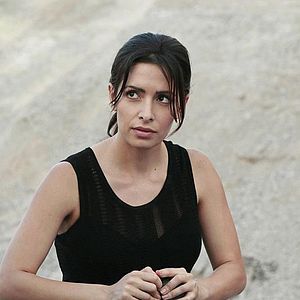 Fotoğraf Sarah Shahi