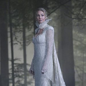 Fotoğraf Elizabeth Mitchell