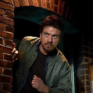 Fotoğraf Charles Halford