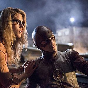 Fotoğraf Grant Gustin