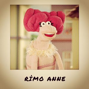 Fotoğraf Rimolar ve Zimolar: Kasabada Barış