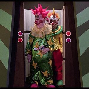 Fotoğraf Killer Klowns from Outer Space
