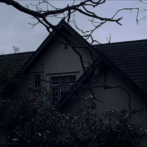 Fotoğraf Housebound