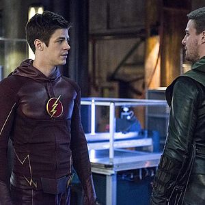 Fotoğraf Grant Gustin