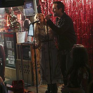 Fotoğraf Clare Bowen