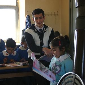 Fotoğraf İki Dil Bir Bavul