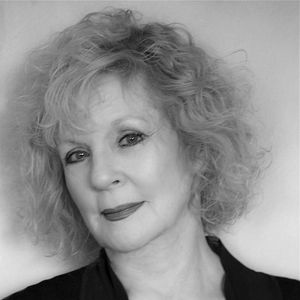 Fotoğraf Penny Fuller