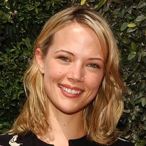 Fotoğraf Pell James