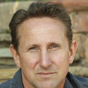 Fotoğraf Denney Pierce