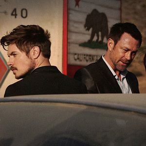 Fotoğraf Grant Bowler