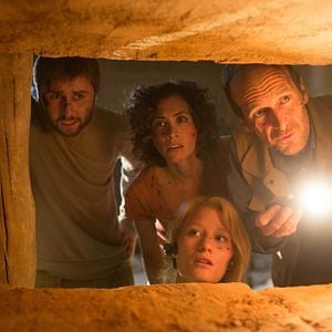 Fotoğraf James Buckley