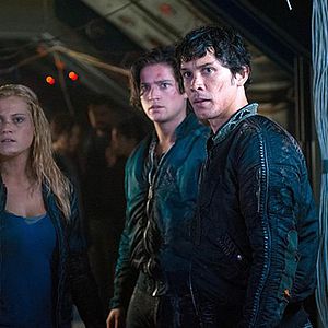 Fotoğraf The 100