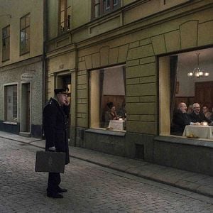 Fotoğraf İnsanları Seyreden Güvercin