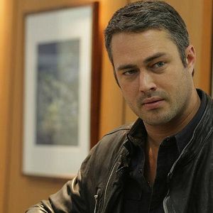 Fotoğraf Taylor Kinney