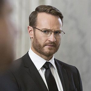 Fotoğraf Josh Lawson