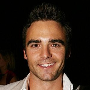 Fotoğraf Dustin Clare