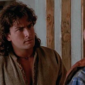 Fotoğraf Hot Shots! Part Deux