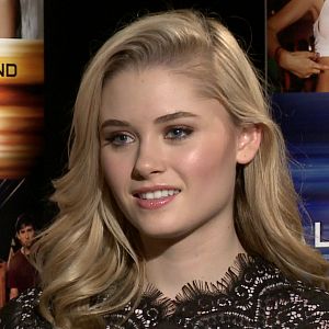 Fotoğraf Virginia Gardner