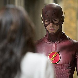 Fotoğraf Grant Gustin