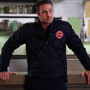 Fotoğraf Taylor Kinney