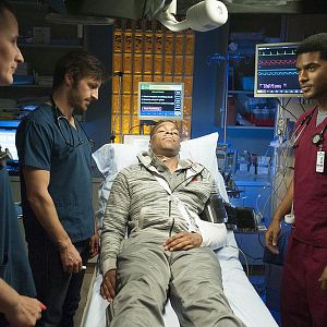 Fotoğraf The Night Shift