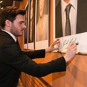 Fotoğraf Richard Madden