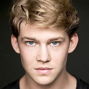 Fotoğraf Joe Alwyn