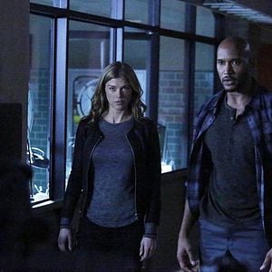 Fotoğraf Henry Simmons