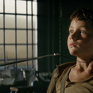 Fotoğraf Levi Miller (II)
