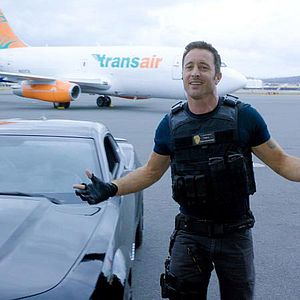 Fotoğraf Alex O'Loughlin