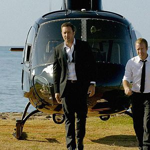 Fotoğraf Alex O'Loughlin