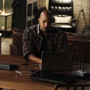 Fotoğraf Henry Simmons