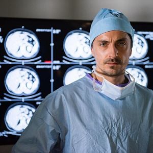 Fotoğraf Alice Nevers, le juge est une femme