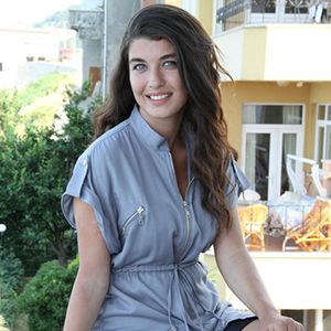 Fotoğraf Azalia Abdurakhimova