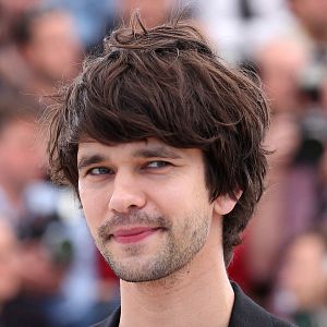 Fotoğraf Ben Whishaw