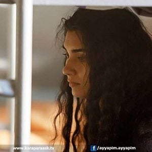 Fotoğraf Kara Para Aşk