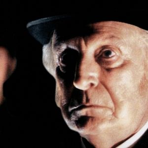 Fotoğraf Murder Rooms: The Dark Beginnings of Sherlock Holmes