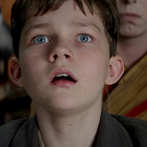 Fotoğraf Levi Miller (II)